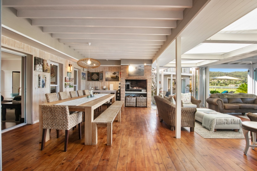 6 Bedroom Property for Sale in Thesen Islands Western Cape